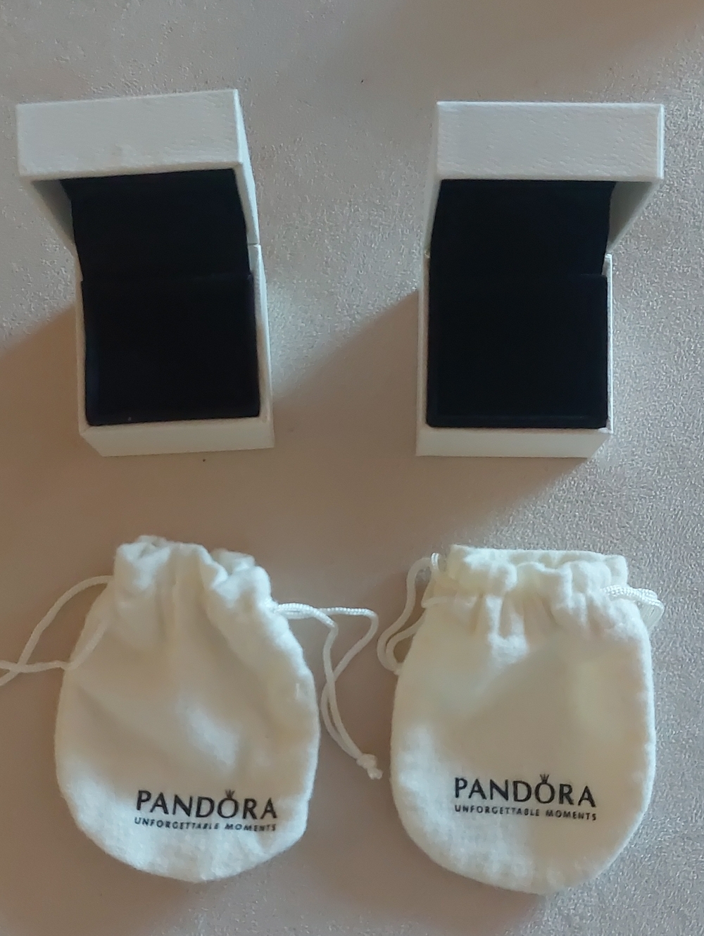 Pandora White Jewelry Boxes and Pouches with Black Interior